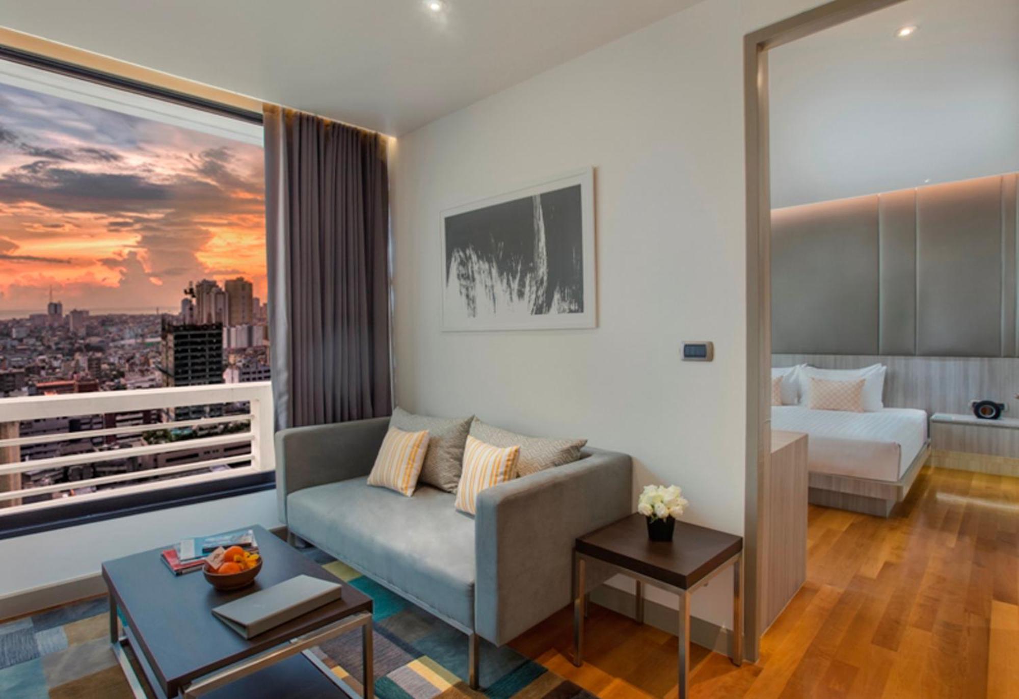 الشقق الفندقية أجنحة فرايزر سوكومفيت - بانكوك المظهر الخارجي الصورة A suite at the hotel